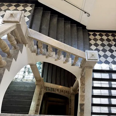 Porto Antica Torre Piccamiglio * Генуя